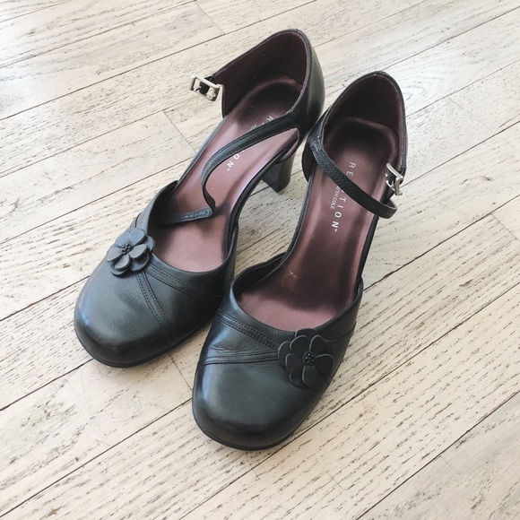 kenneth cole ankle strap heels